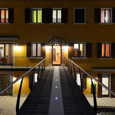 Bacche Di Bosco Verona